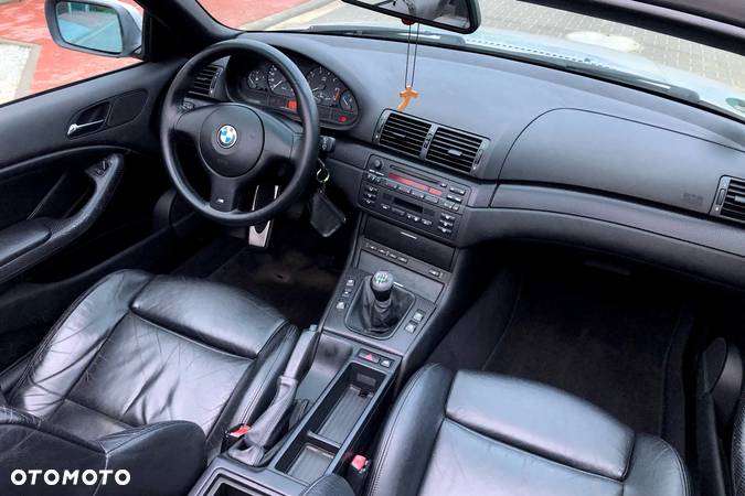 BMW Seria 3 318i Cabrio - 29