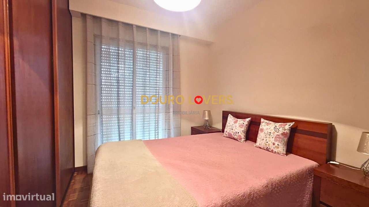 Apartamento T2 em Rio Tinto – Excelente Estado, com Garagem-26