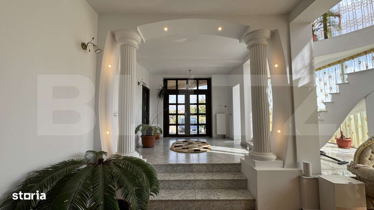 Vila de 469 mp utili, teren 1.200 mp cu garaj si piscina, Centura de N - Imagine principală: 1/15