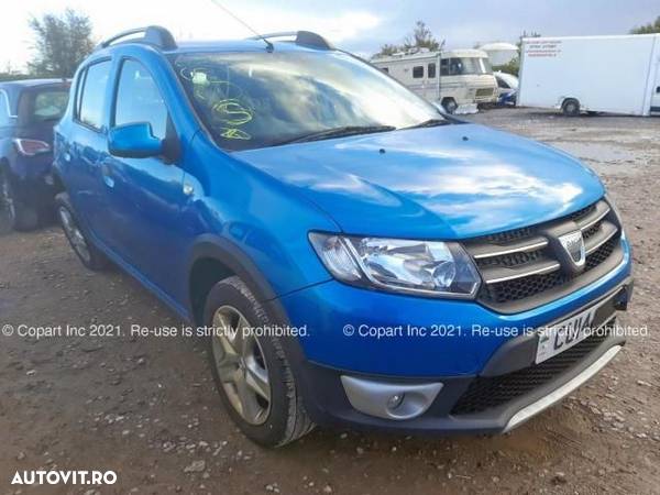 Dezmembrez Dacia Sandero Stepway 1.5 dci 2014 albastru - 2