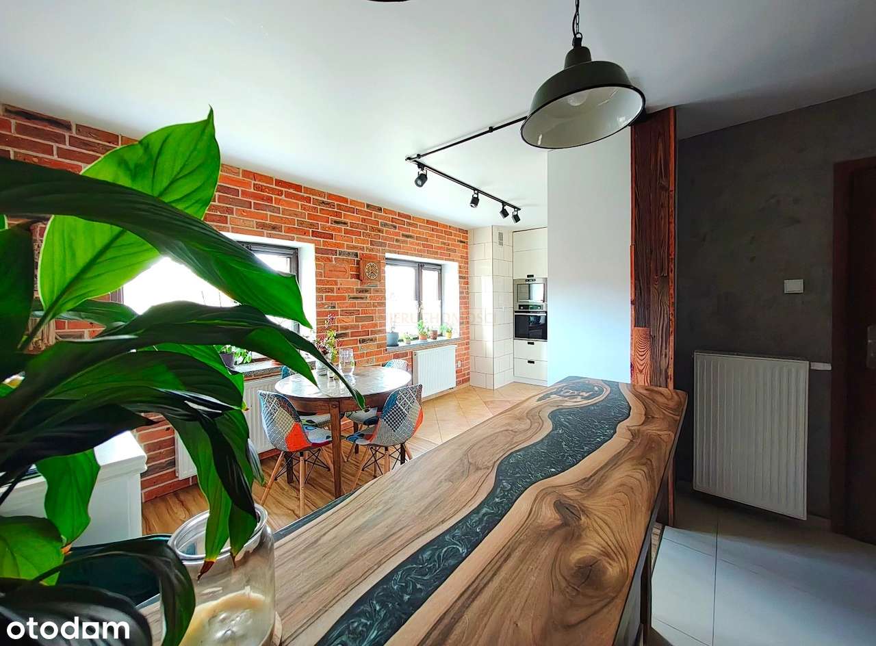 Dom w zabudowie szeregowej w centrum Pieszyc! - Pełny obrazek: 4/12