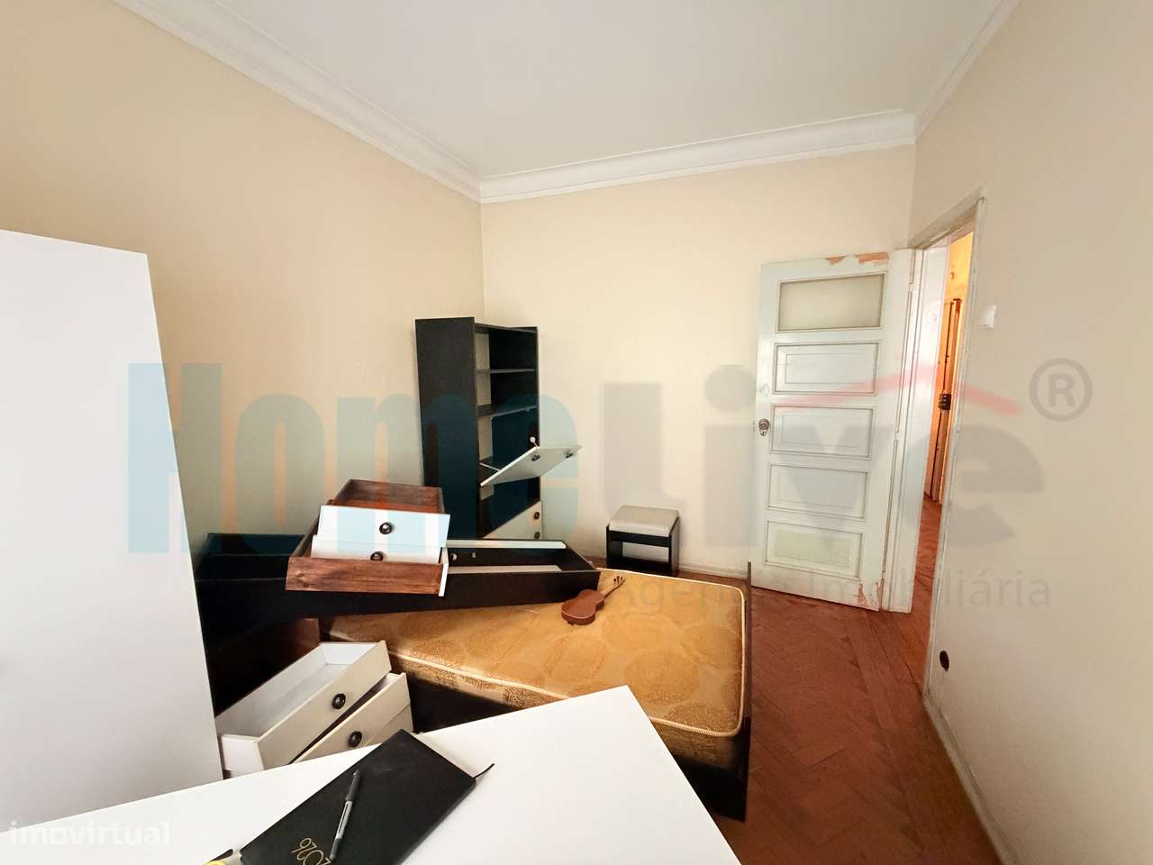 T2 com varanda, luz natural e localização central - Grande imagem: 5/18