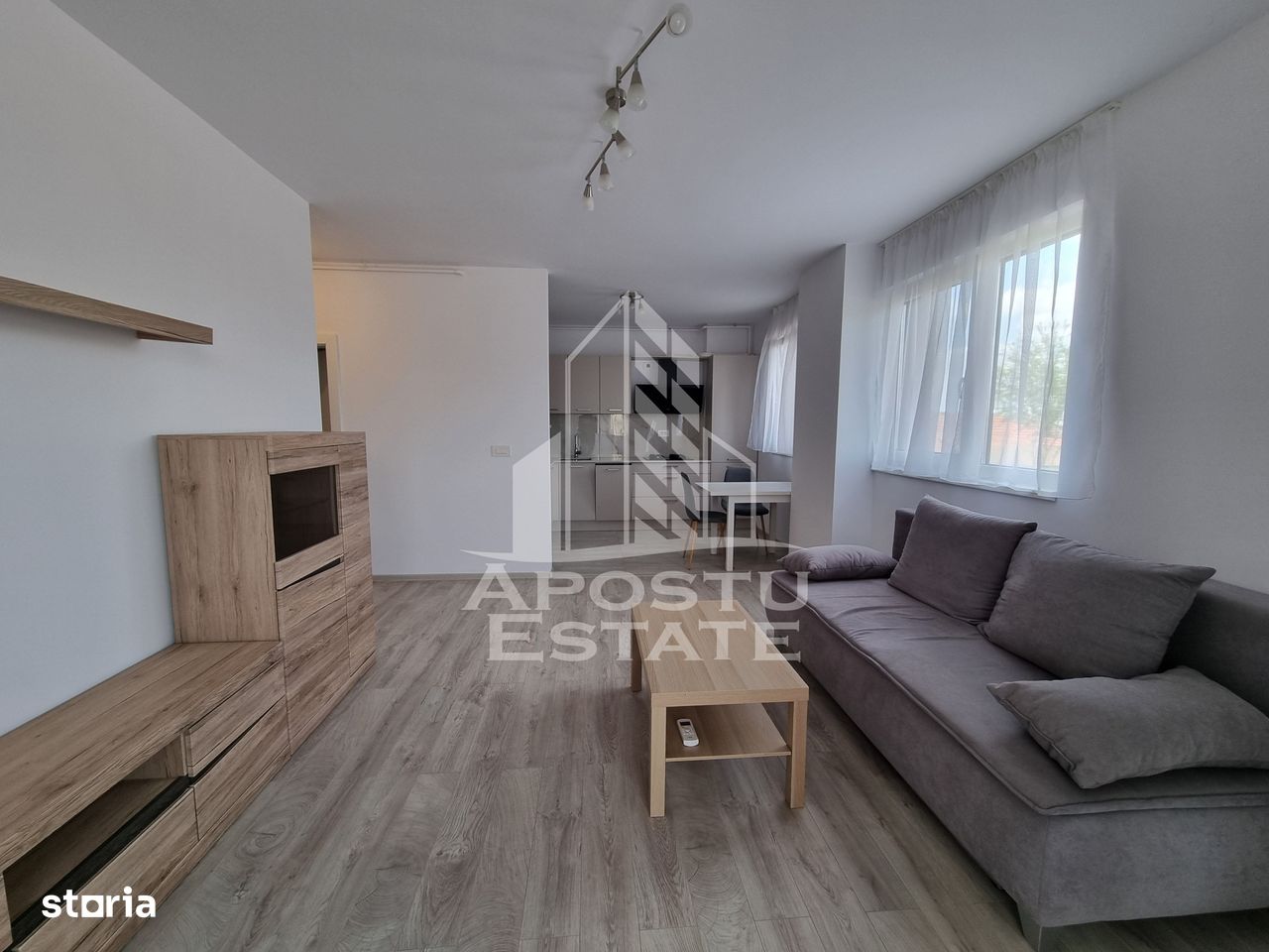 Apartament cu 2 camere in Aradului, decomandat, parcare subterana