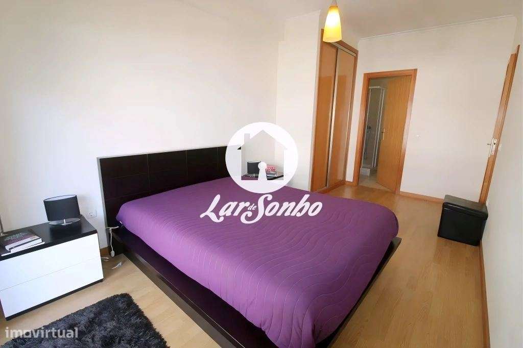 Apartamento T2 c/ garagem fechada e terraço a 200 metros da praia |... - Grande imagem: 4/12