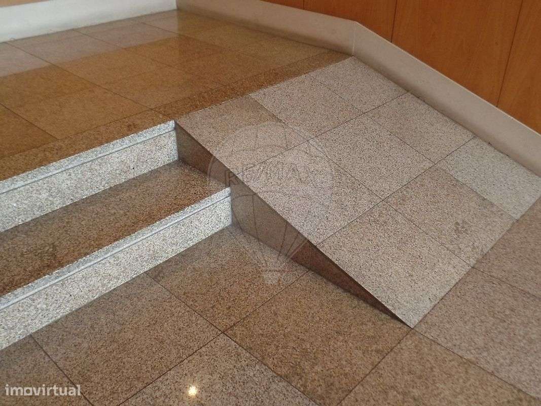 Apartamento T3 para arrendamento - Grande imagem: 2/47