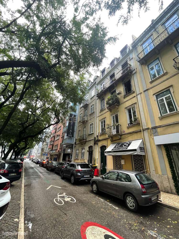Prédio para Venda nas Avenidas Novas, Lisboa - Grande imagem: 4/7