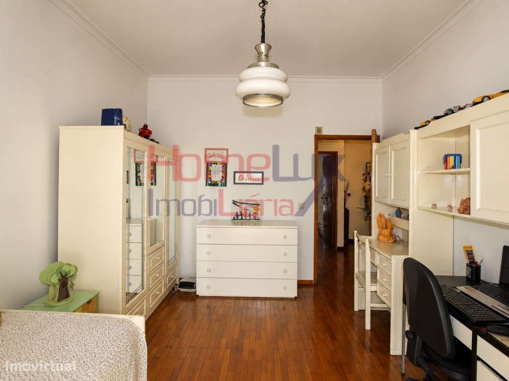 Moradia T4 em Fânzeres-18
