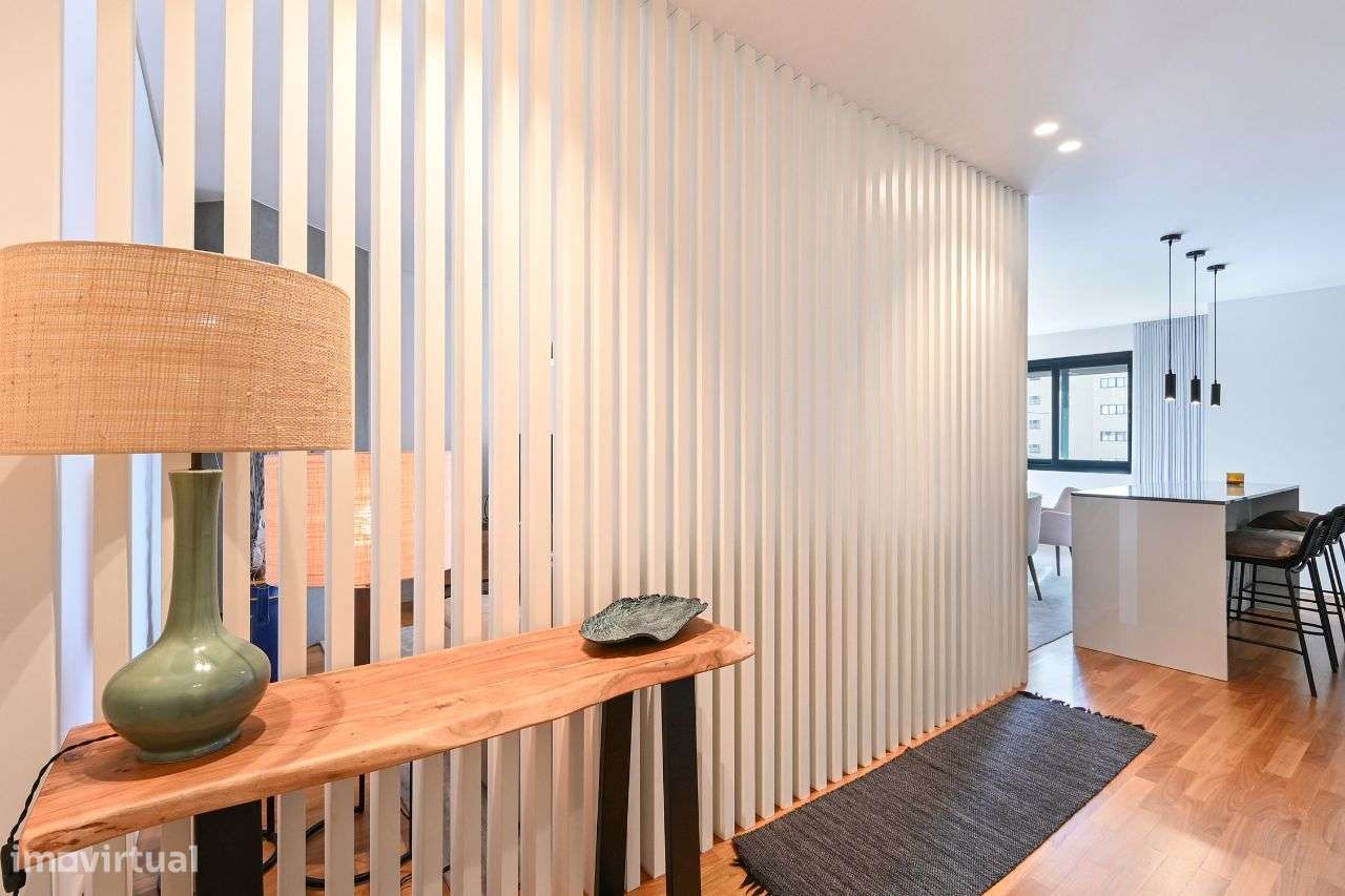 Apartamento T3 Alto Requinte em Montes Caulinos, junto ao City Golf - Grande imagem: 2/27