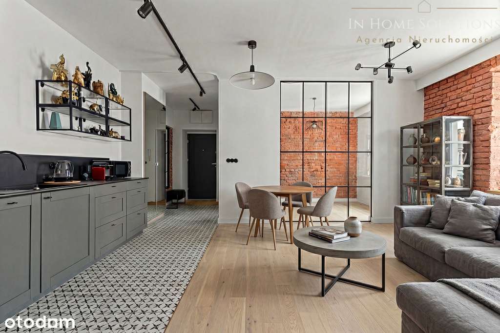 3 pok. apartament w odrestaurowanej kamienicy-2