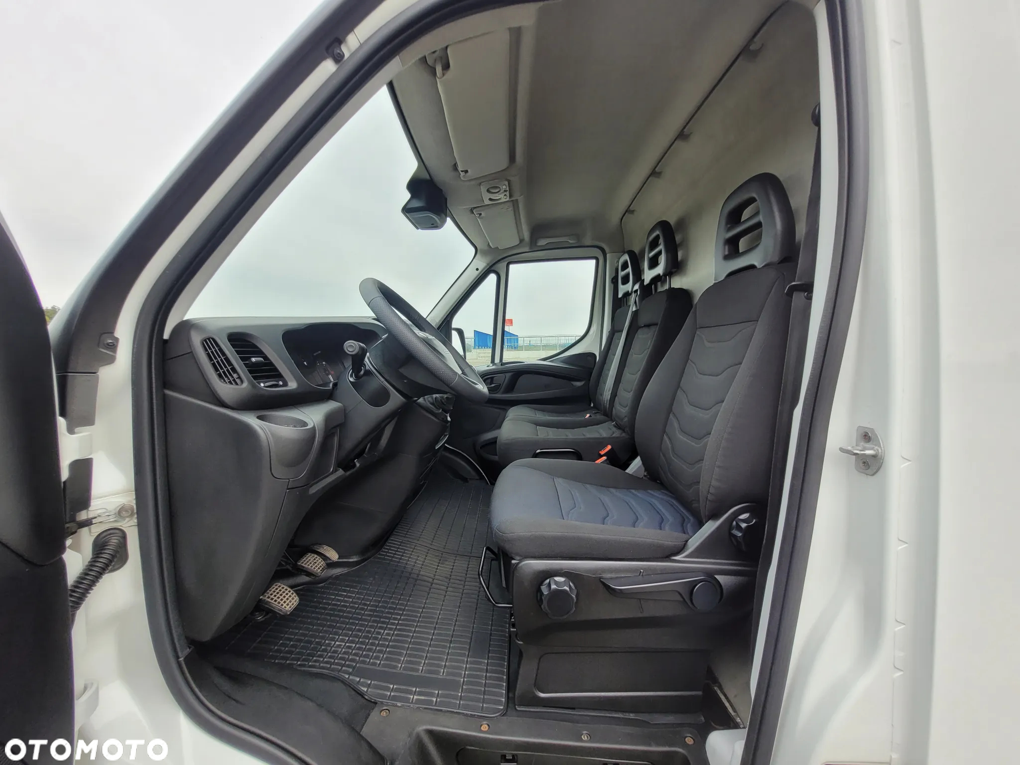 Iveco DAILY 35S13 - 11
