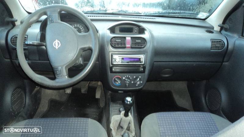 Opel Corsa C 1.2 5P 2002 - Para Peças - 5