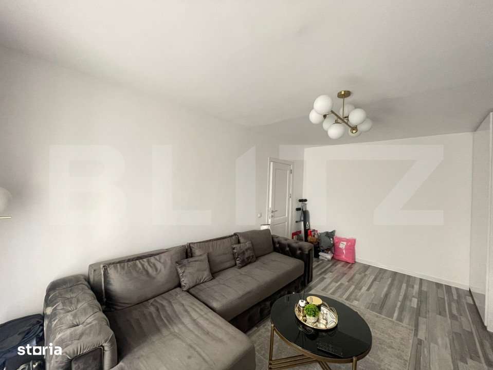 Apartament cu 3 camere decomandat, 72 mp, zona Lapus Arges - Imagine principală: 3/12