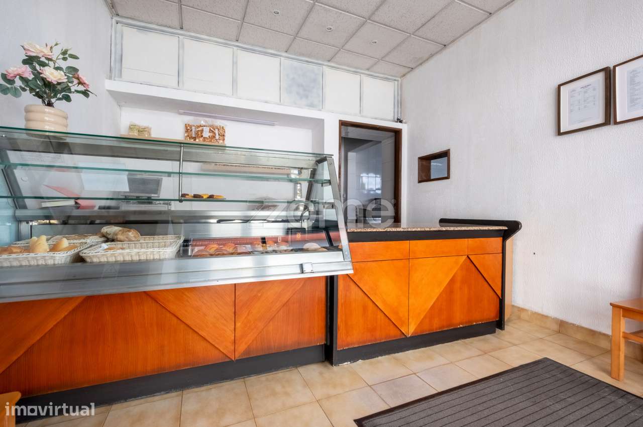 Padaria com fabrico e ponto de venda, para trespasse - Gondomar - Grande imagem: 5/40