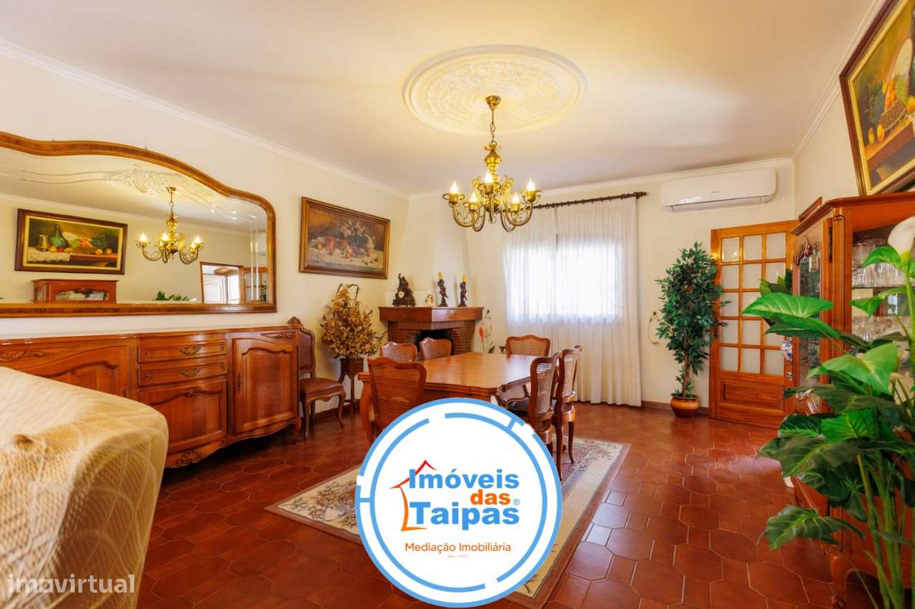 Vende-se Moradia em Barco - Guimarães-38