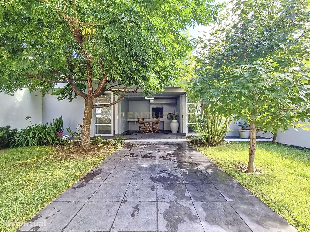 Charmosa Moradia, em Ponta Delgada. - Grande imagem: 2/60