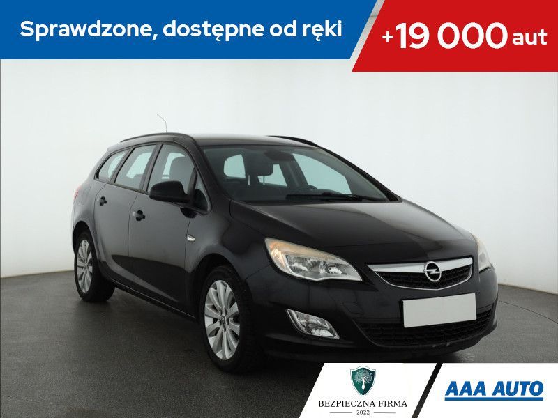 Opel Astra J (2009-2019) 2011