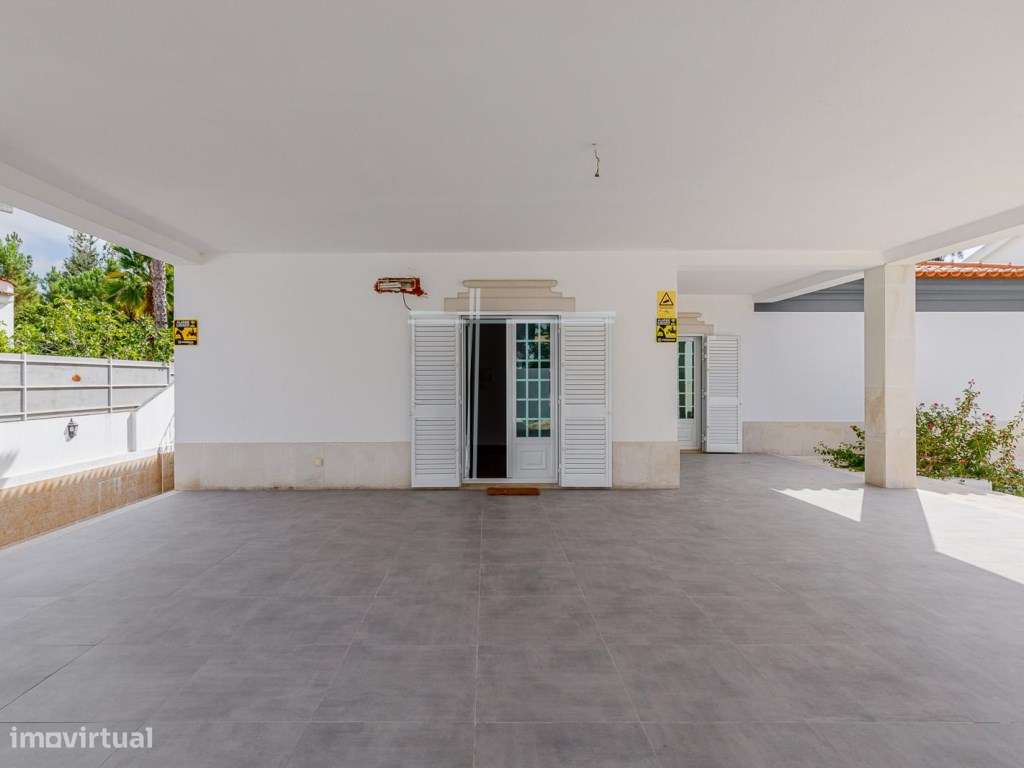 Moradia isolada T5, arquitetura tradicional com garagem e anexo - V... - Grande imagem: 5/60