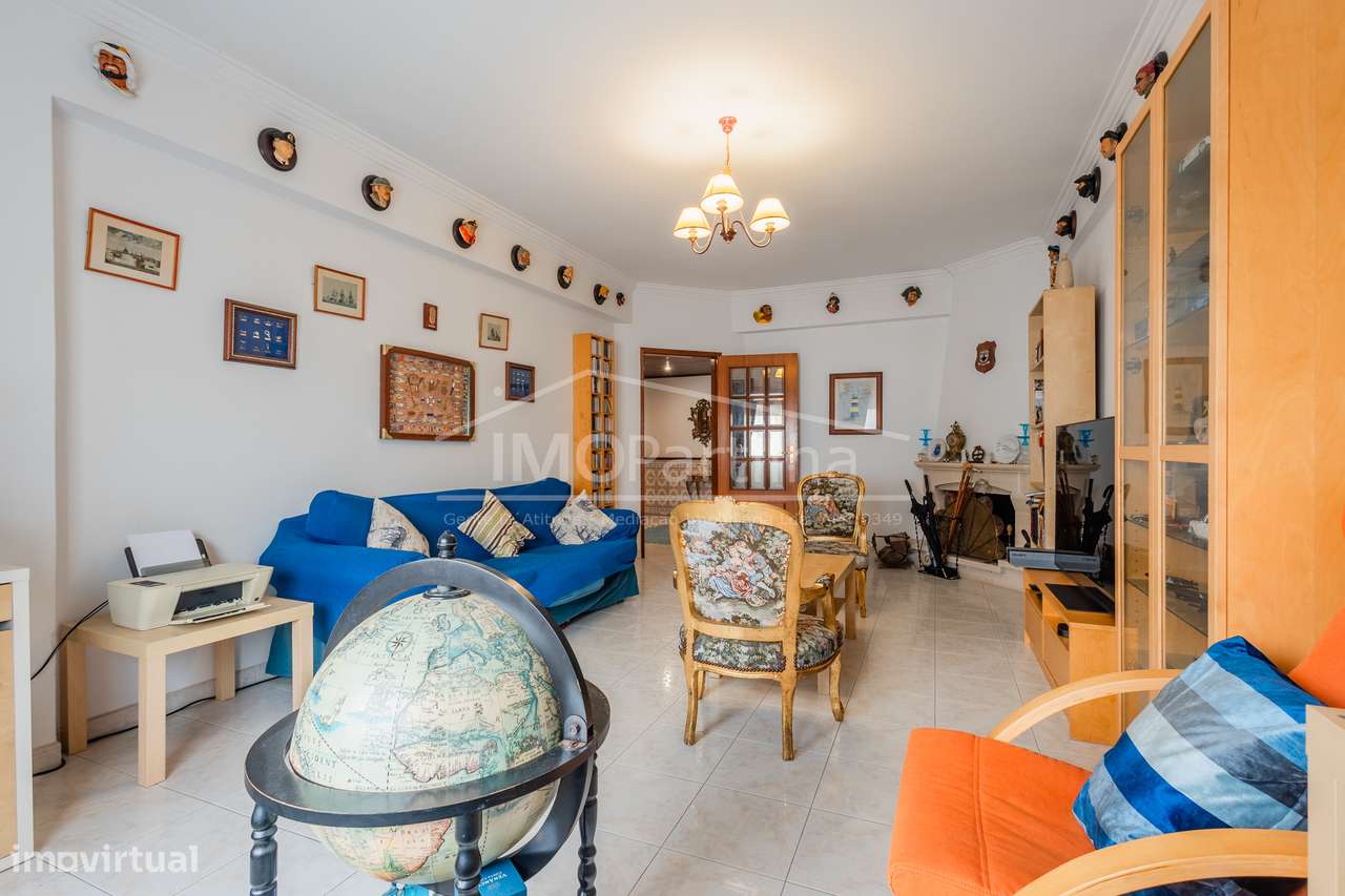 Apartamento T2 junto ao Parque de Santa Marta - Corroios-3