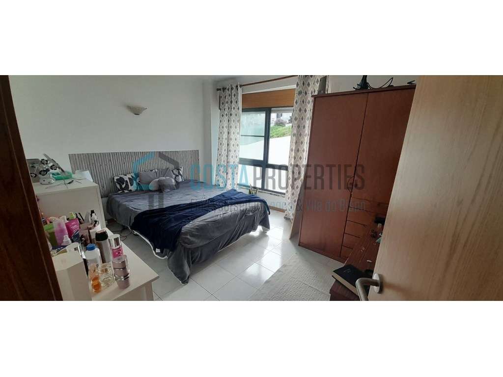 Excelente Oportunidade | Apartamento T4 em Zona Residencial - Grande imagem: 4/22