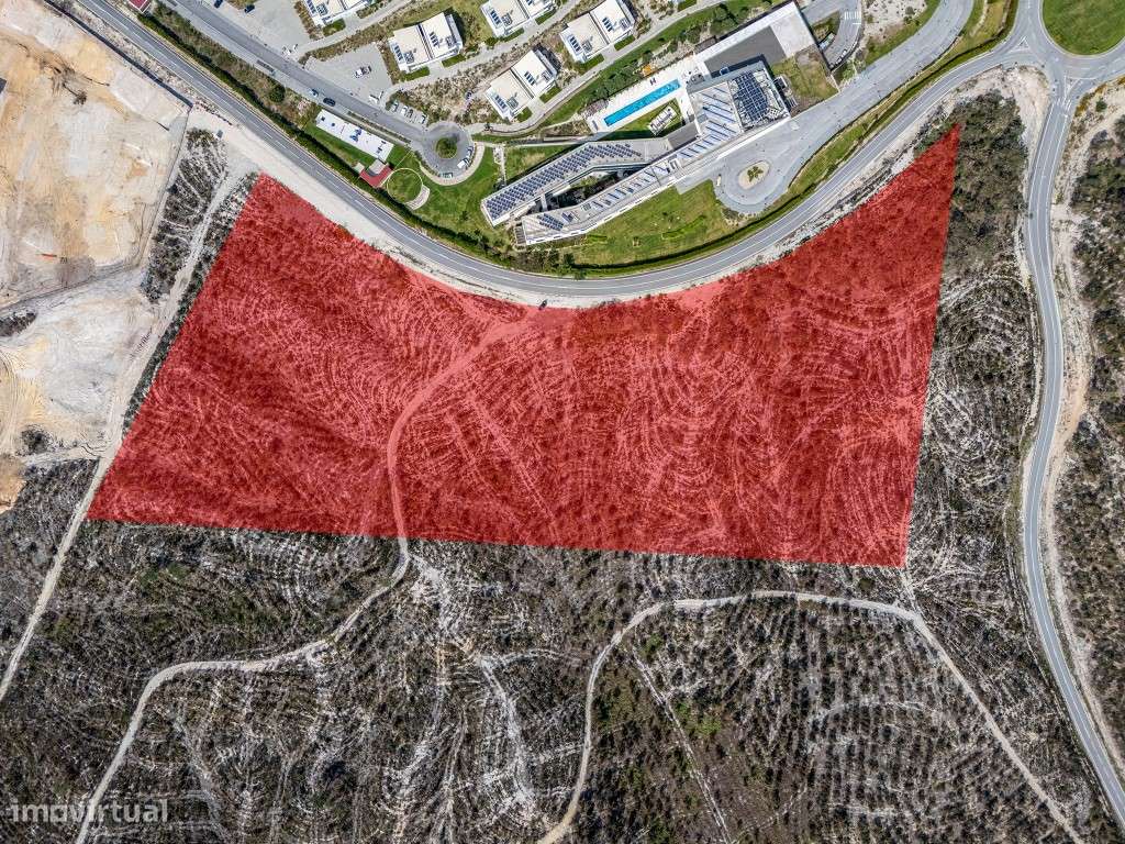 Terreno com PIP aprovado para aldeamento turístico de 5 estrelas-6