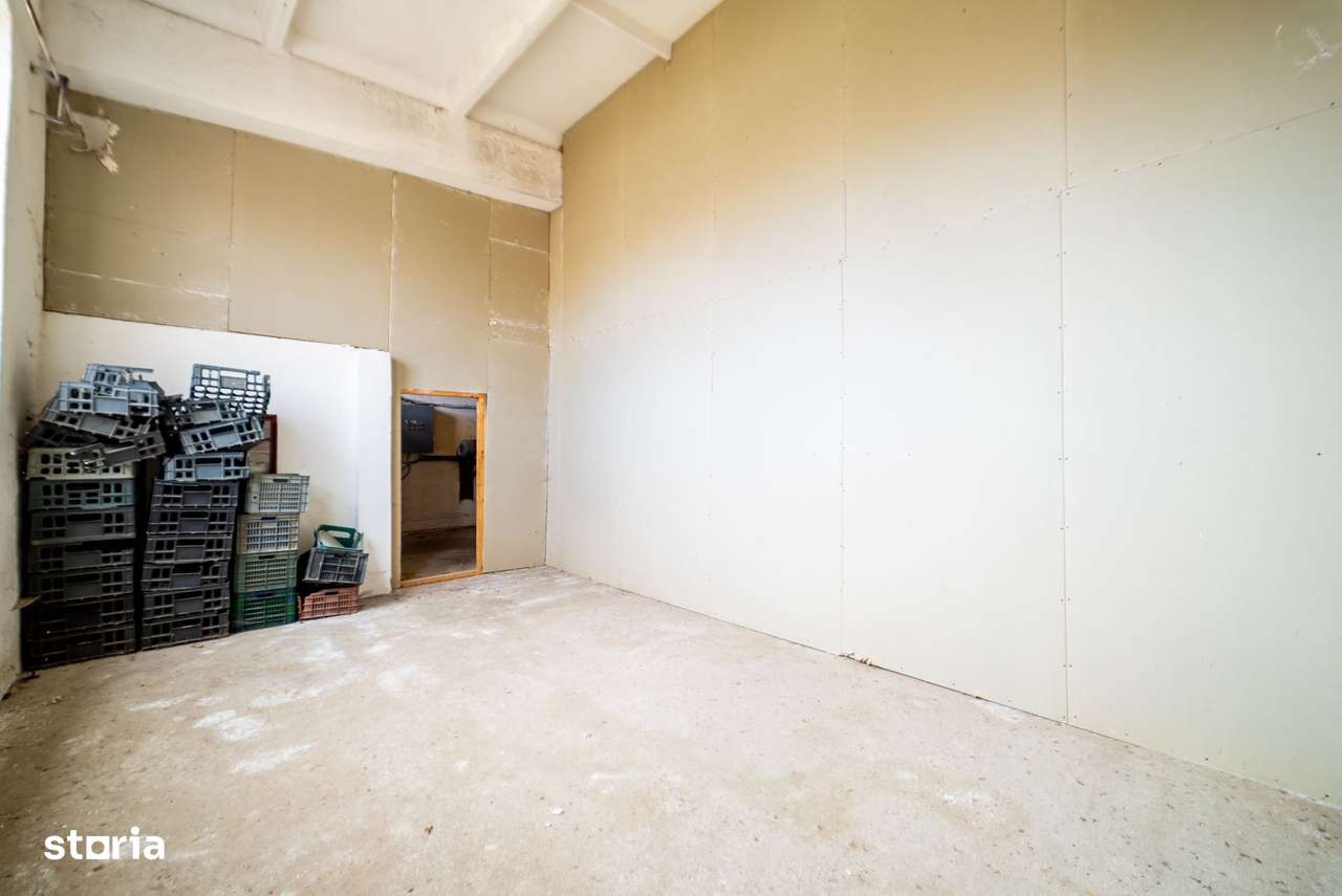 Hală spațioasă în Lipova oportunitate investiție - Imagine principală: 4/6