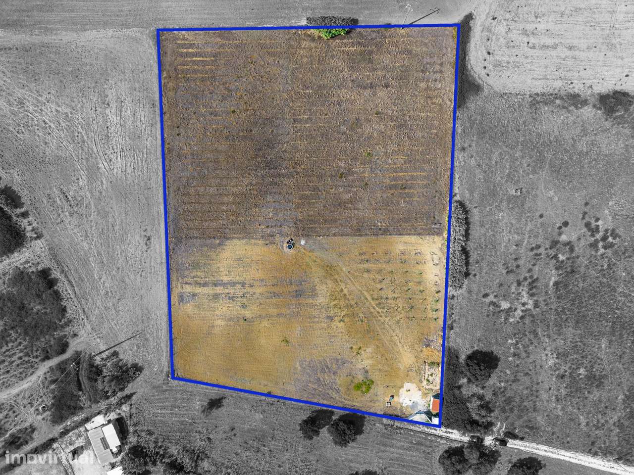 Excelente propriedade com área total de 13 680m2, localizada na Ereira-13