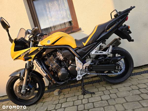 Yamaha FZ - 9