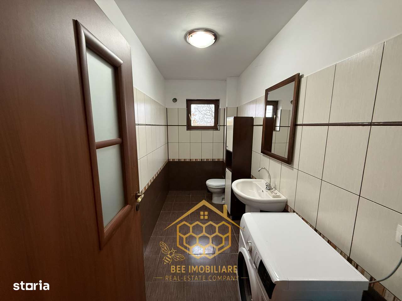 Apartament spatios 3 camere la 10 minute de centru cu loc de parcare-8