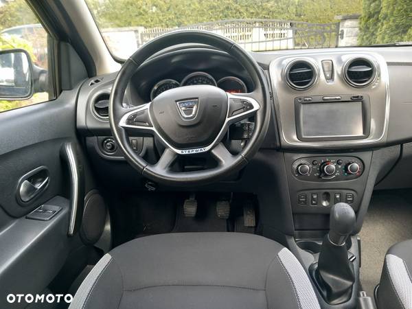 Dacia Sandero Stepway 1.5 dCi Laureate S&S EU6 - 8