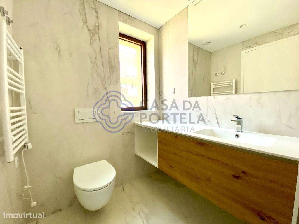 Apartamento T2 em Condomínio Privado de Luxo com Vista de Rio e Mar. - Grande imagem: 5/32