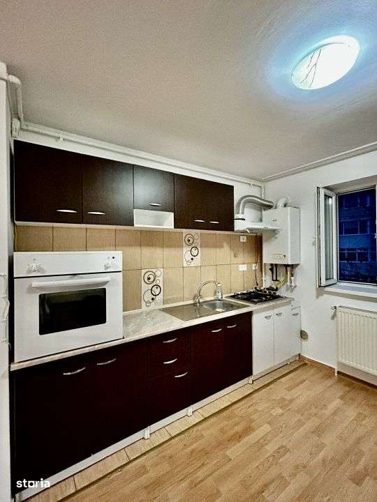 Apartament inchiriere 2 camere - Imagine principală: 2/10