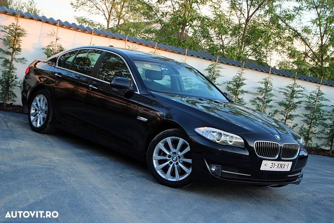 BMW Seria 5 520d Sport-Aut. - 12