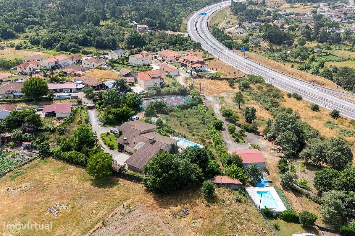 Moradia T4 para venda - Grande imagem: 3/33