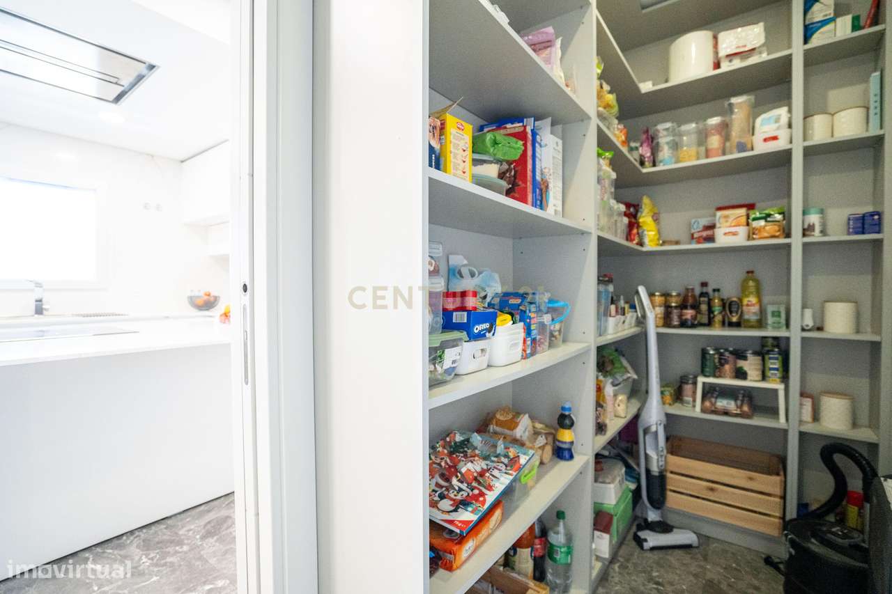 Moradia de Luxo T3 junto a Sintra | Vila Verde-28