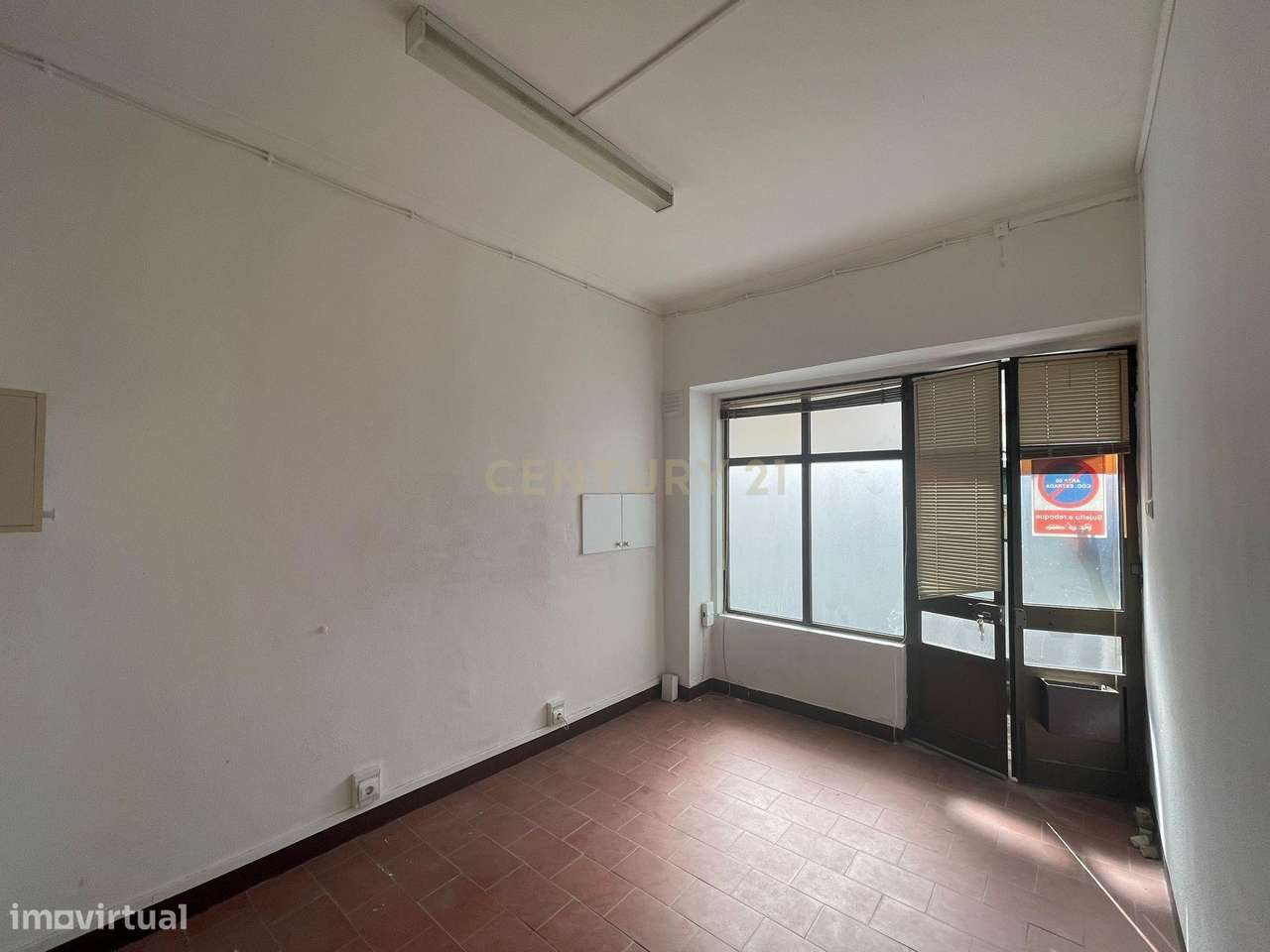 Loja para Arrendamento em Algés - Grande imagem: 3/14