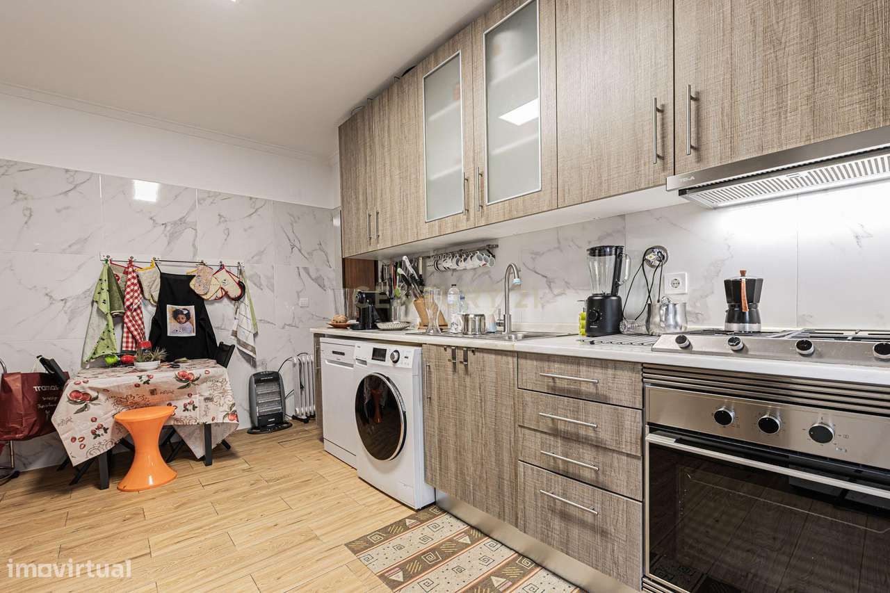 Apartamento T3 com 121 m2 - Fogueteiro - Grande imagem: 5/23