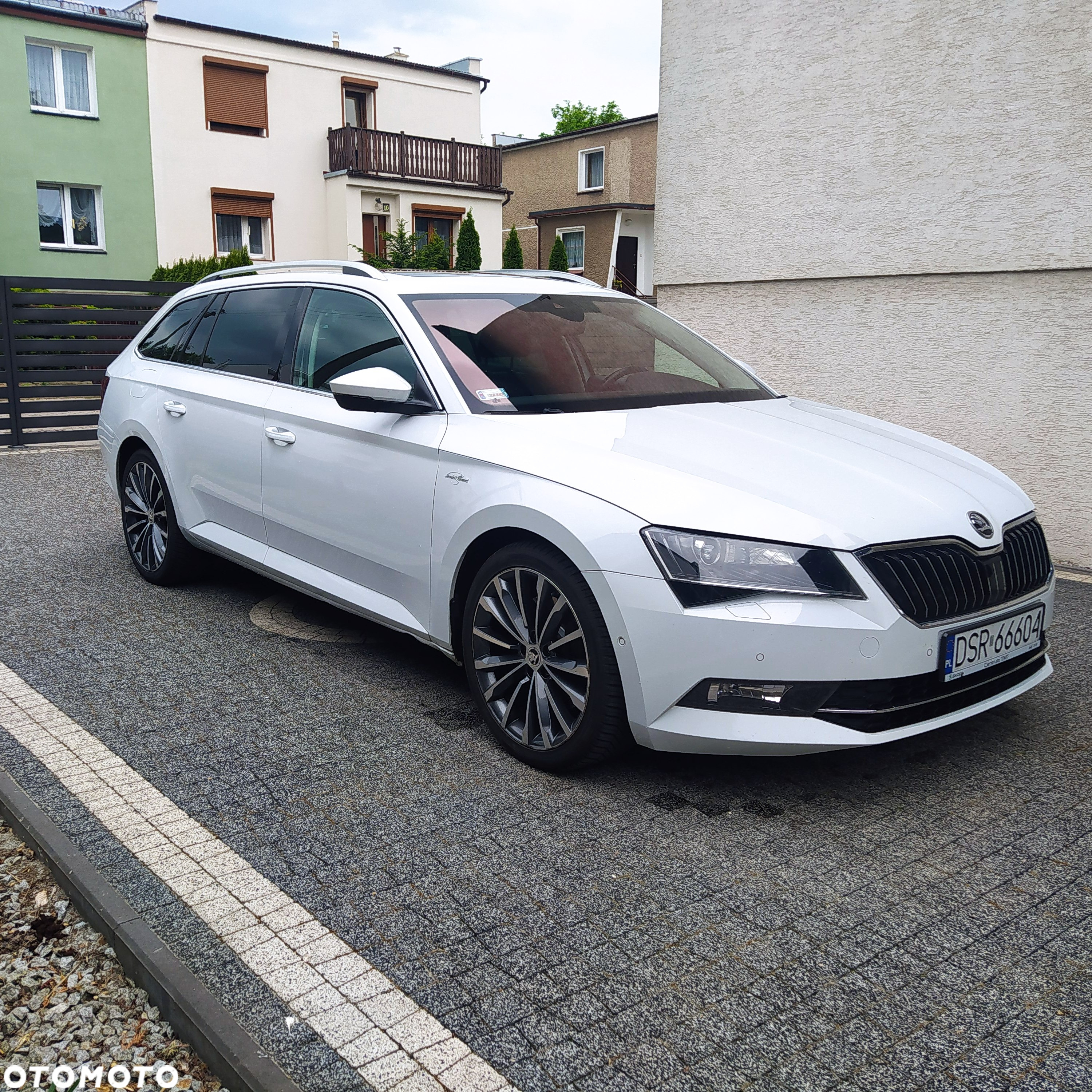 Skoda Superb 2.0 TSI 4x4 L&K DSG - 4