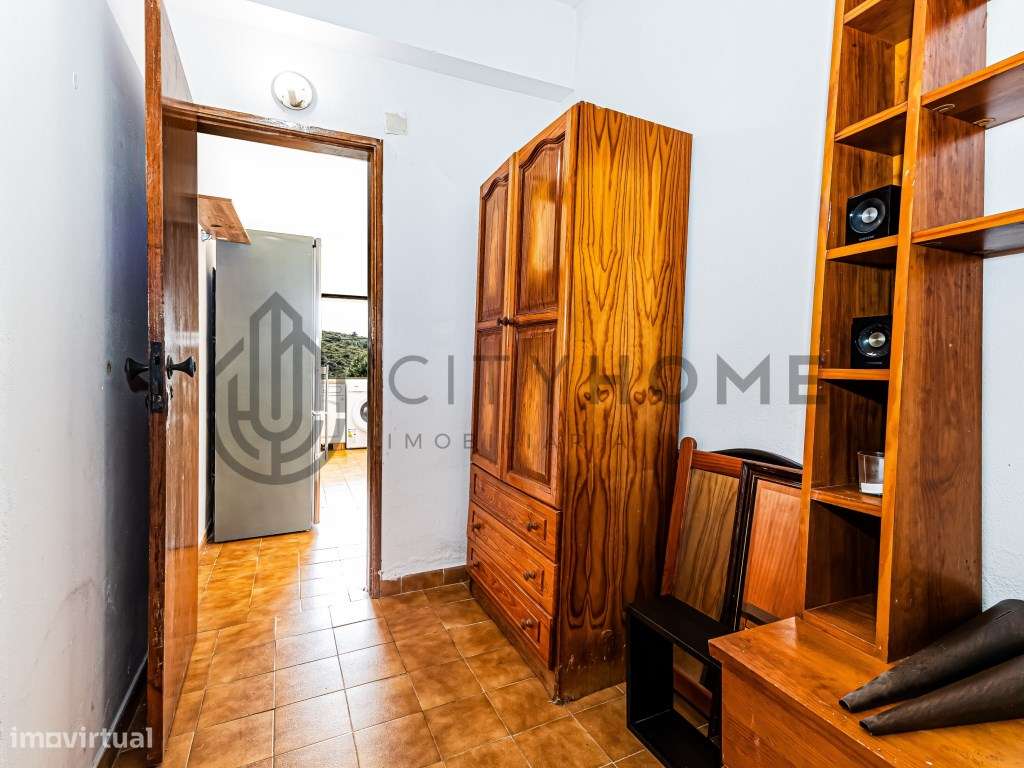 Moradia T3 e Apartamento T2 com Restaurante no Burgau-26