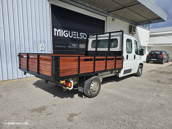 Peugeot Boxer 2.0BlueHDI 163cv 7Lugares - 3