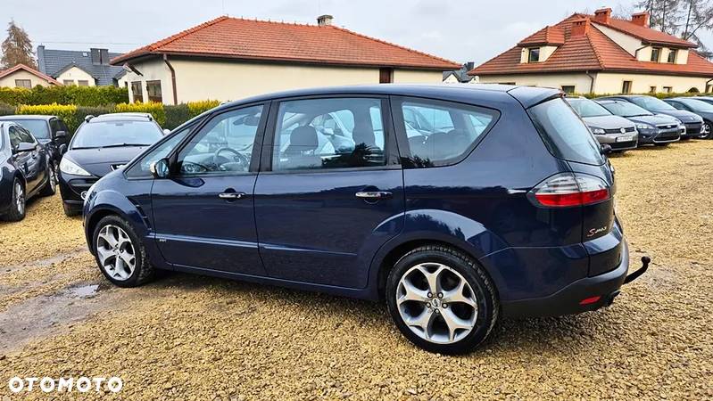 Ford S-Max 2.5 Titanium - 24