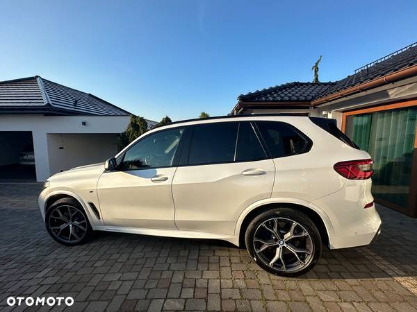 BMW X5 M M50d - 1