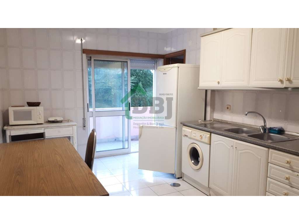 T2 Próximo Jardim Publico - Grande imagem: 2/12