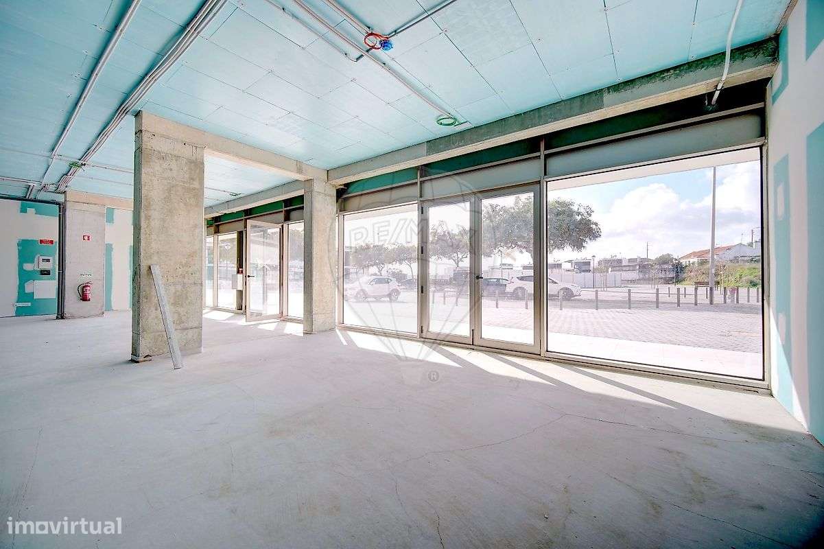 Loja  para arrendamento - Grande imagem: 4/25