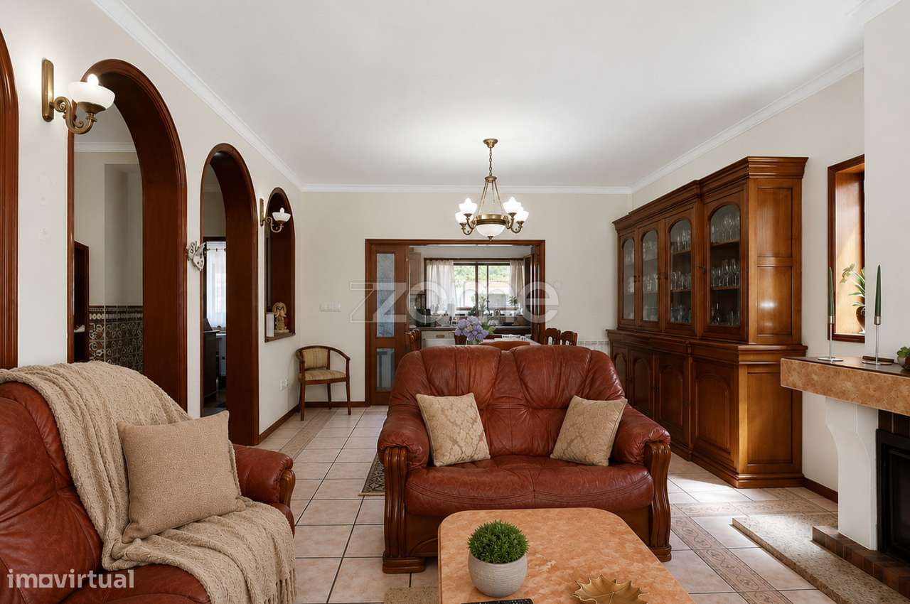 Moradia T4 na Praia da Barra| Jardim, Terraço e Potencial para pisc...-5
