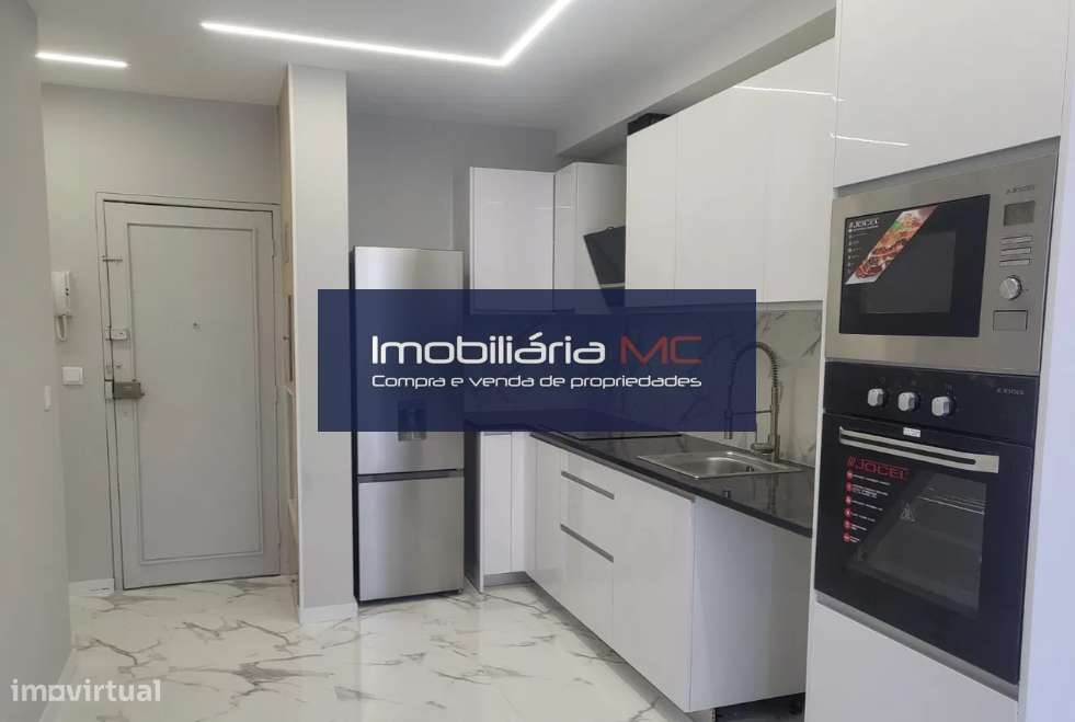 Apartamento T2 Remodelado junto a Loja do Cidadão do Porto - Grande imagem: 3/22