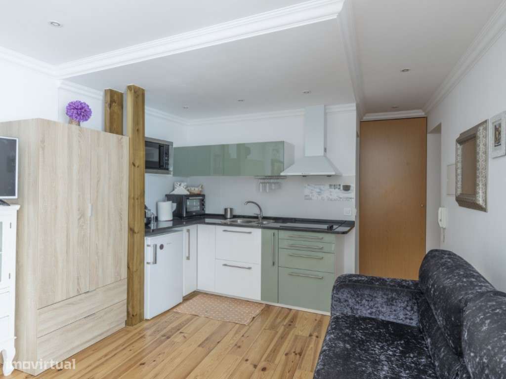 Estúdio em Santa Maria Maior - mobilado e renovado - Grande imagem: 4/15