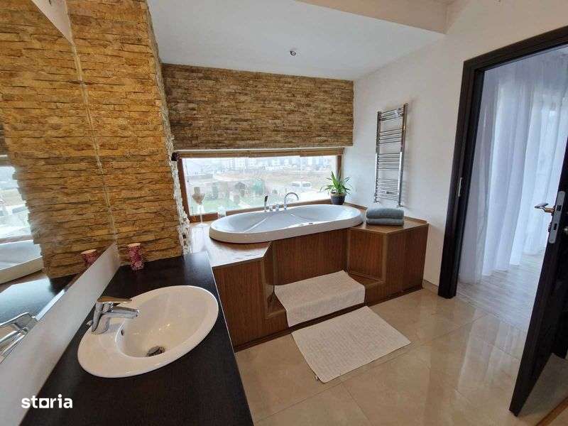 Vila de inchiriat, 4 camere, incalzire in pardosela, curte 800 m² - Imagine principală: 5/8