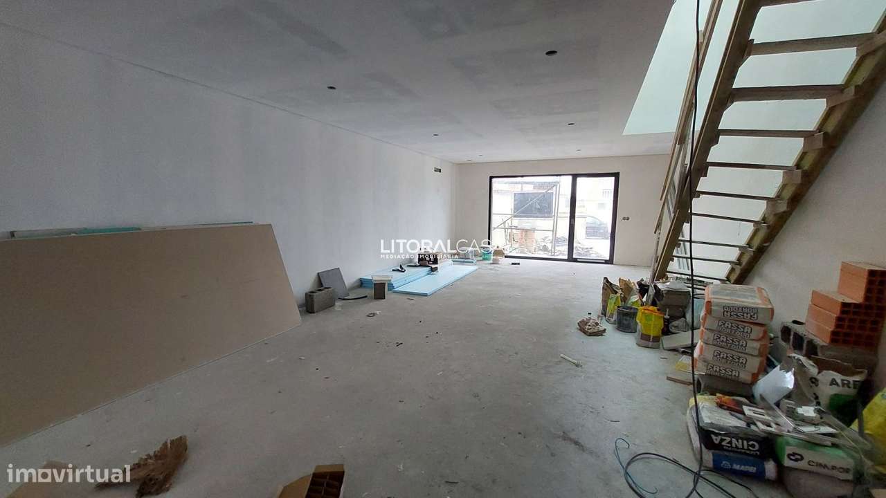 Moradia T4 Nova | Gafanha da Encarnação - Grande imagem: 4/27