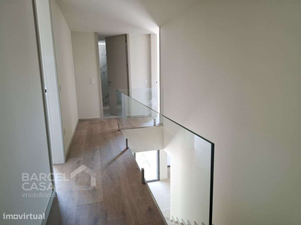 Moradia de Gaveto T3 Nova - O Seu Novo Refúgio às Portas de Barcelos-12