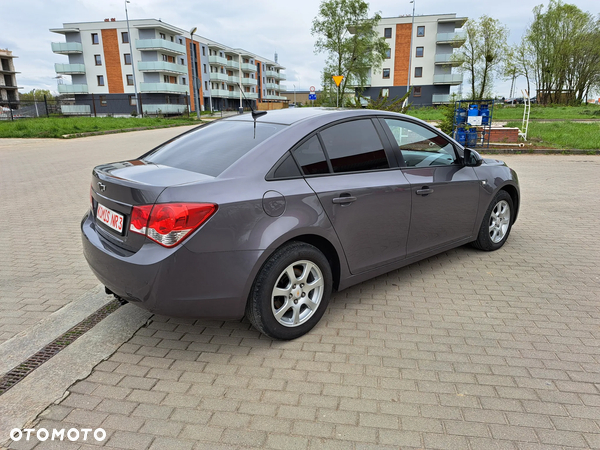 Chevrolet Cruze - 7